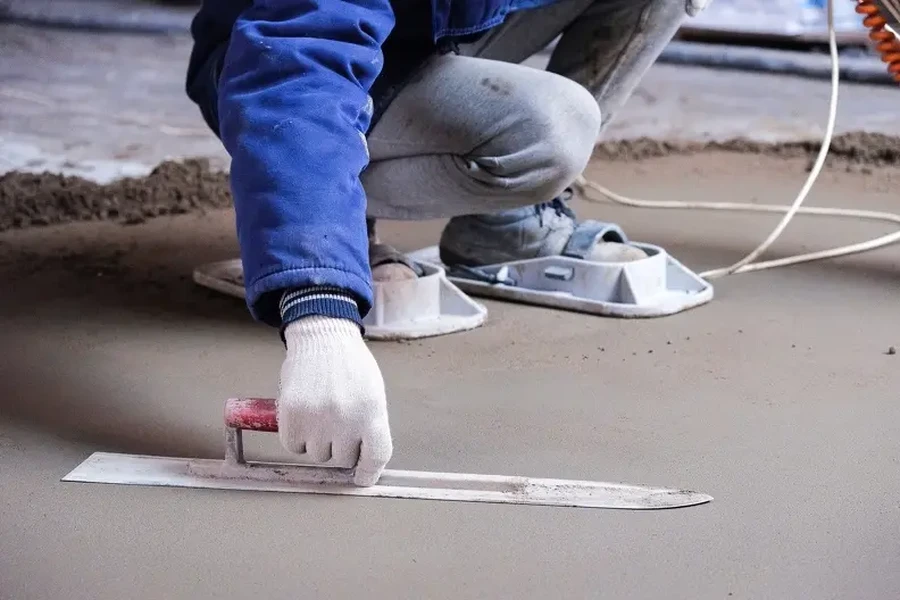 Signs You Need Concrete Driveway Repair Services in Rootstown, OH